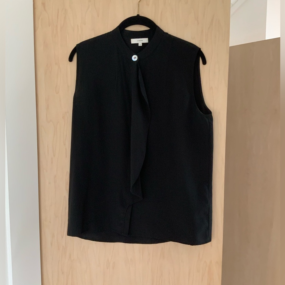 Vince blouse size M